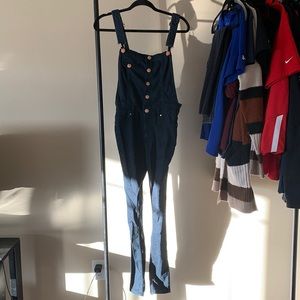 Overall skinny jeans